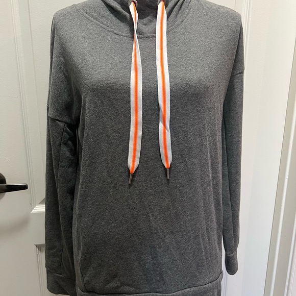 Xersion Drawstring Gray Hoodie Size Small - Picture 7 of 11